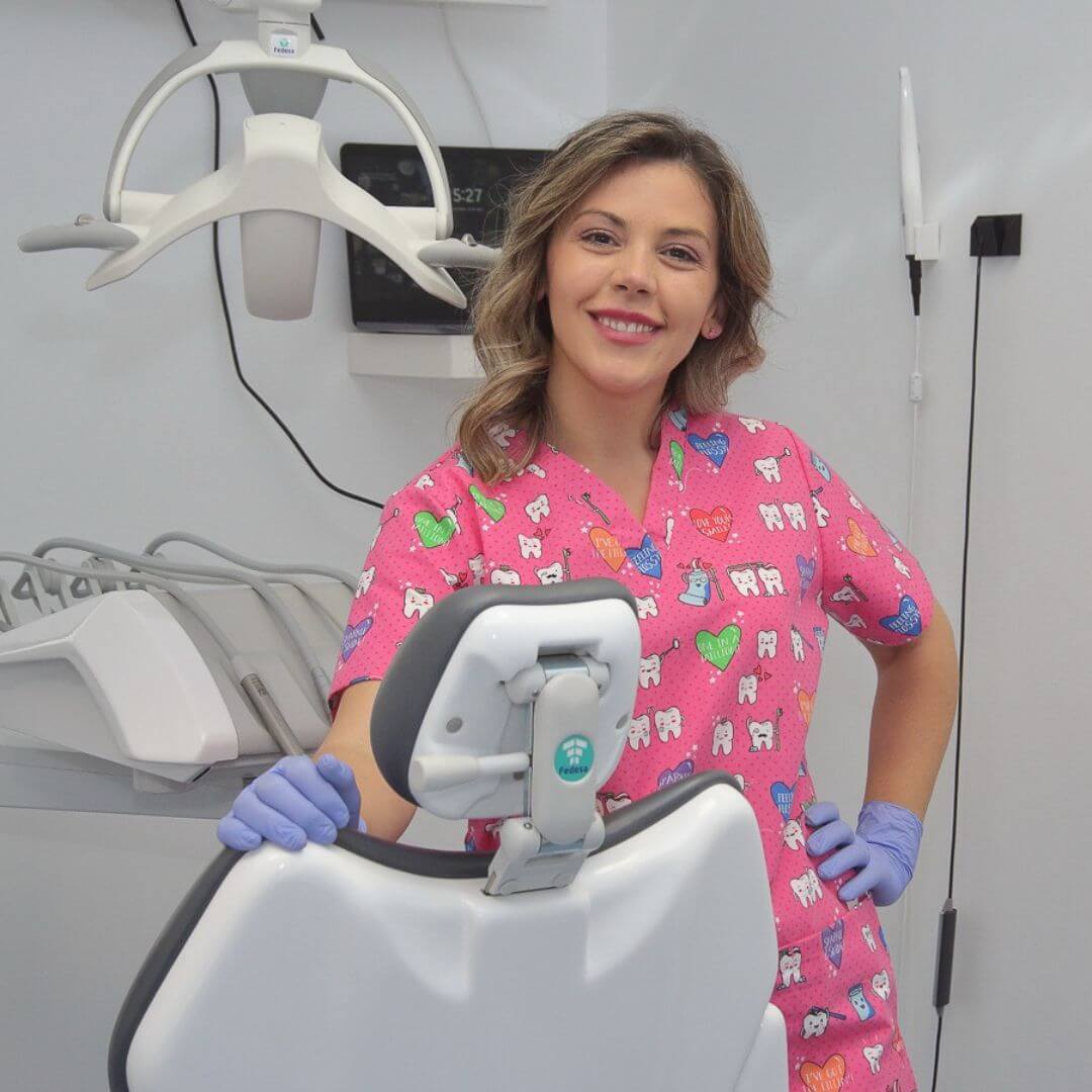 Д-р Надя Борисова - Дентален специалист